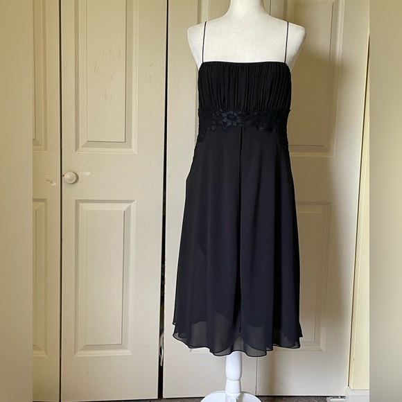 Liz Claiborne Dresses size 10 black rouched bodice with spaghetti straps - Picture 1 of 10
